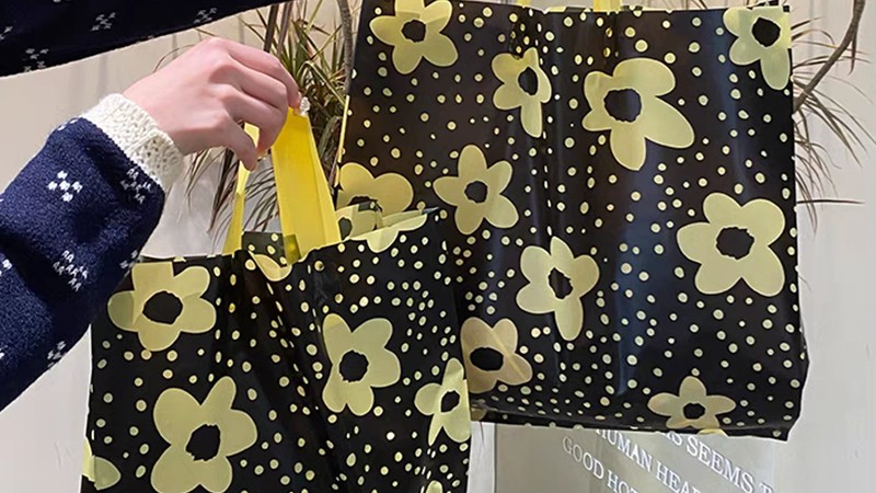 Rational View: The 'Green' Truth of Eco Friendly Bags