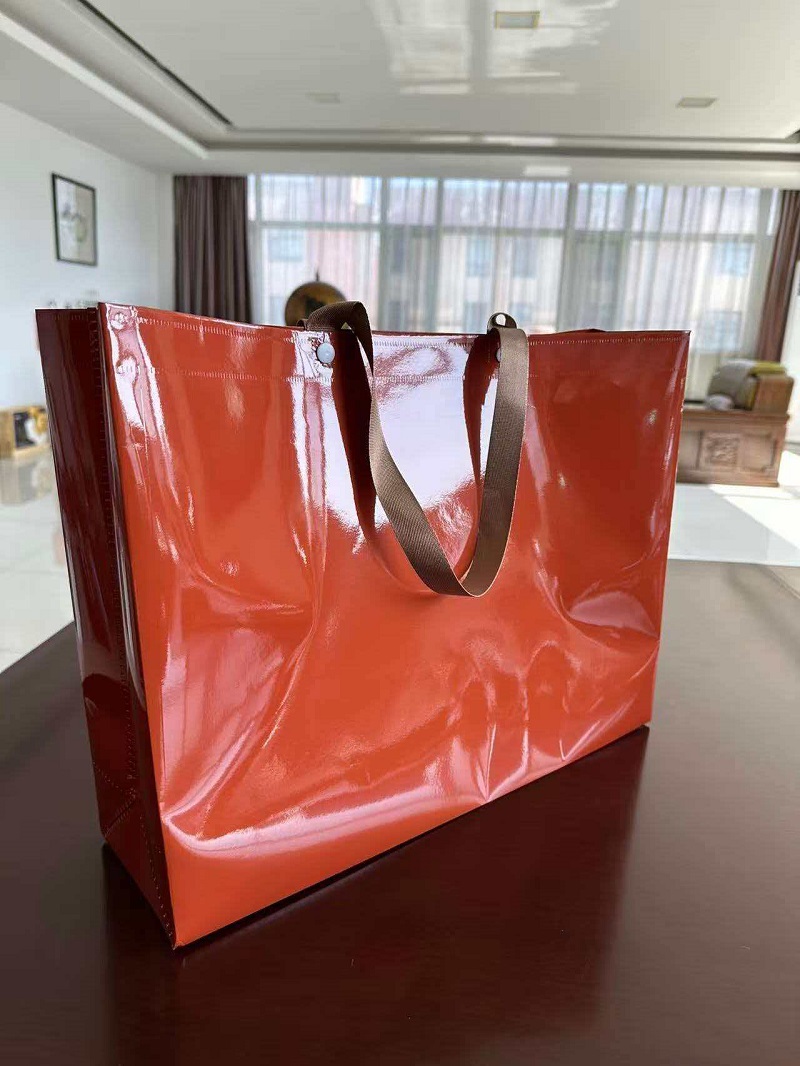 RGS PACKAGING's New Glossy PP and PP Laminated Gift Tote Bags Now Available